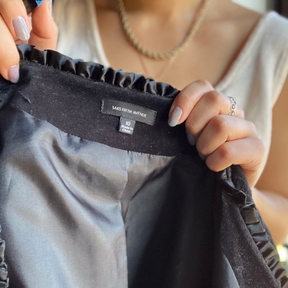 🏷 Sold | Black Velvet Ruffle Blazer - Picture 8 of 8